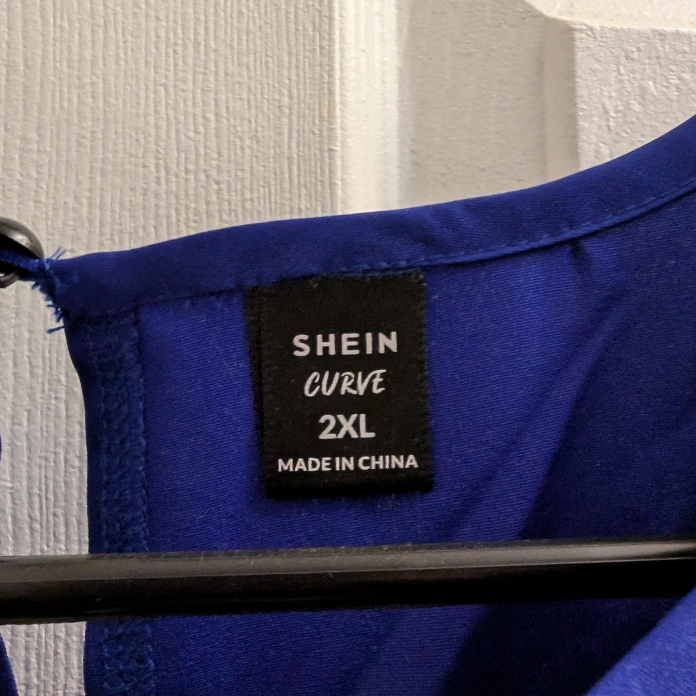 Many Shein Blouses With Pearls. - Picture 2 of 9